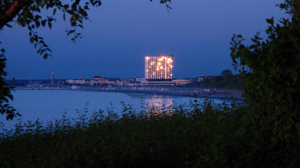 Hotel Wilhelmshoehe Rostock Exterior foto